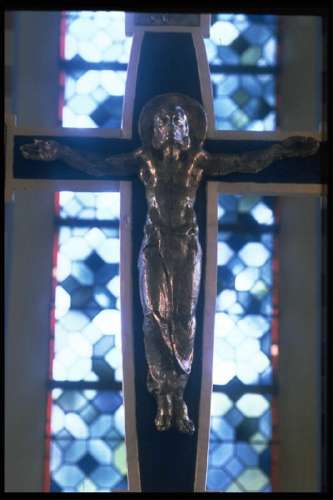 Kruzifix in der ev. Kirche Waggum Braunschweig Bronze 1 1