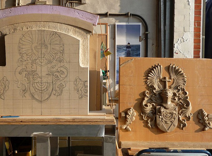 Familiengrabstaette in Zusammenarbeit mit Hardy Girod und Artur Nazaran h