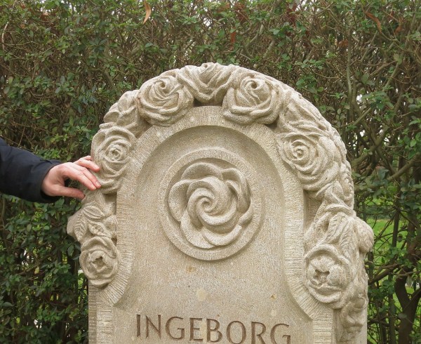 Rosen Grabstein Magnus Kleine-Tebbe u. Andreas Schwebig 9b